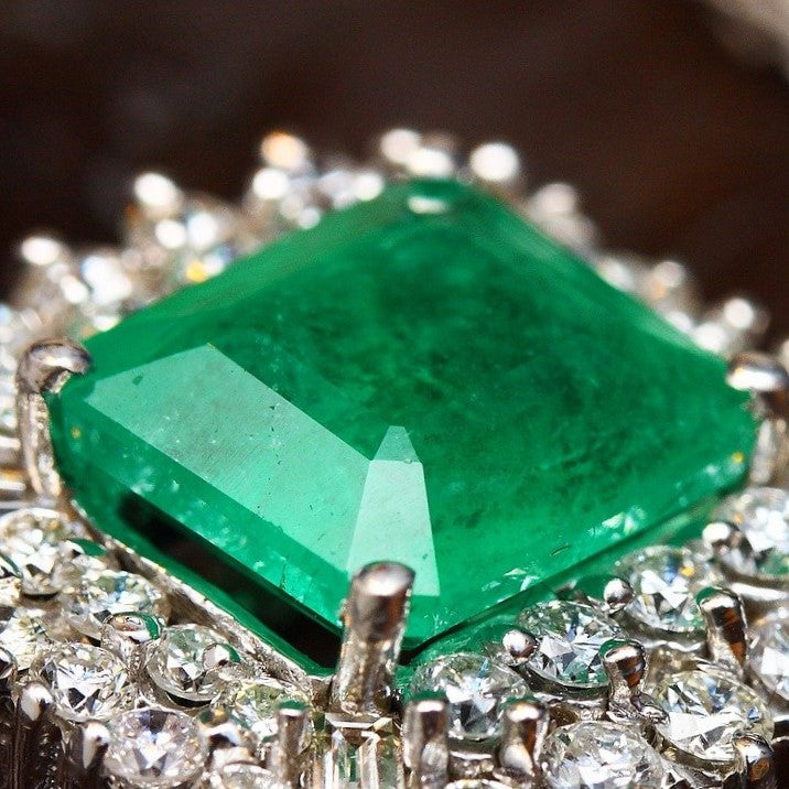 3Dresyn LEJ1 Liquid Emerald Jade for direct 3D printing of Emerald Jade Jewelry
